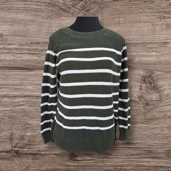Old Navy Green and White Striped Sweater Size Med - Picture 1 of 5